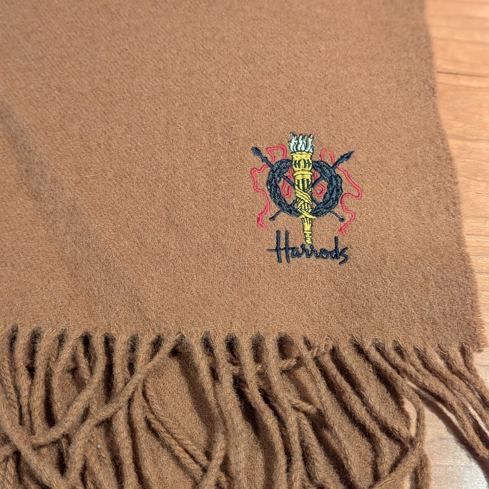 Vintage Harrods of London lambswool scarf. Camel color with logo NWOT